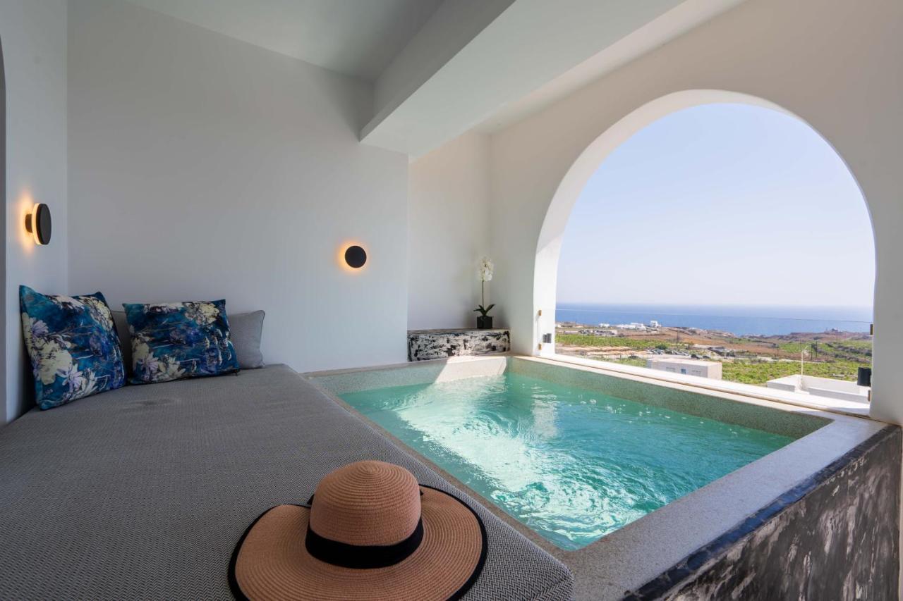 Amera Suites Fira  Luaran gambar